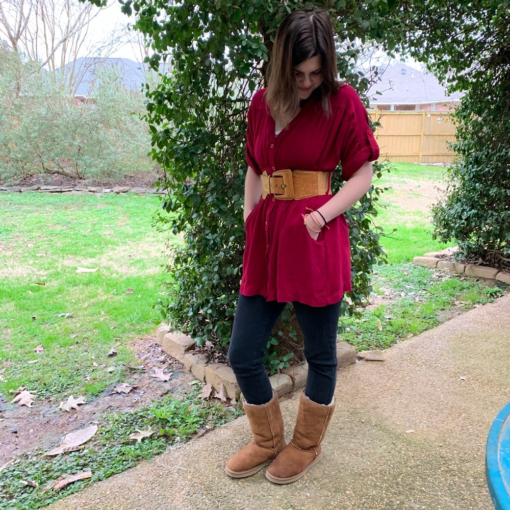 Burgundy Tunic button down short sleeve with belt